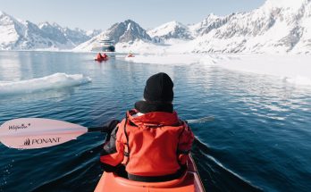 Le Commandant Charcot -276_ O300422_Storo-Island_Kayak©PONANT-Daniel Ernst